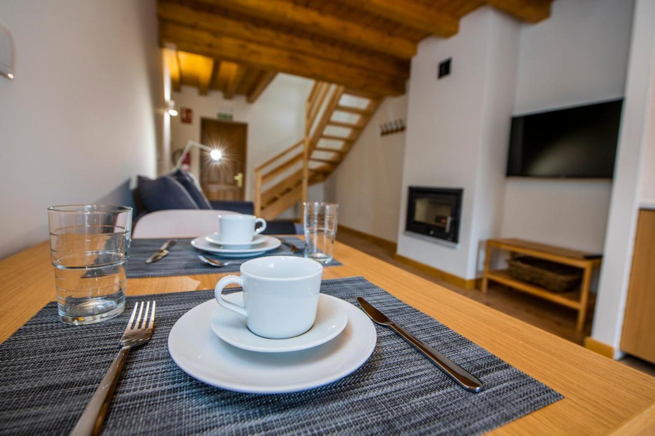 Apartamentos Los Picos De Europa Colio 外观 照片