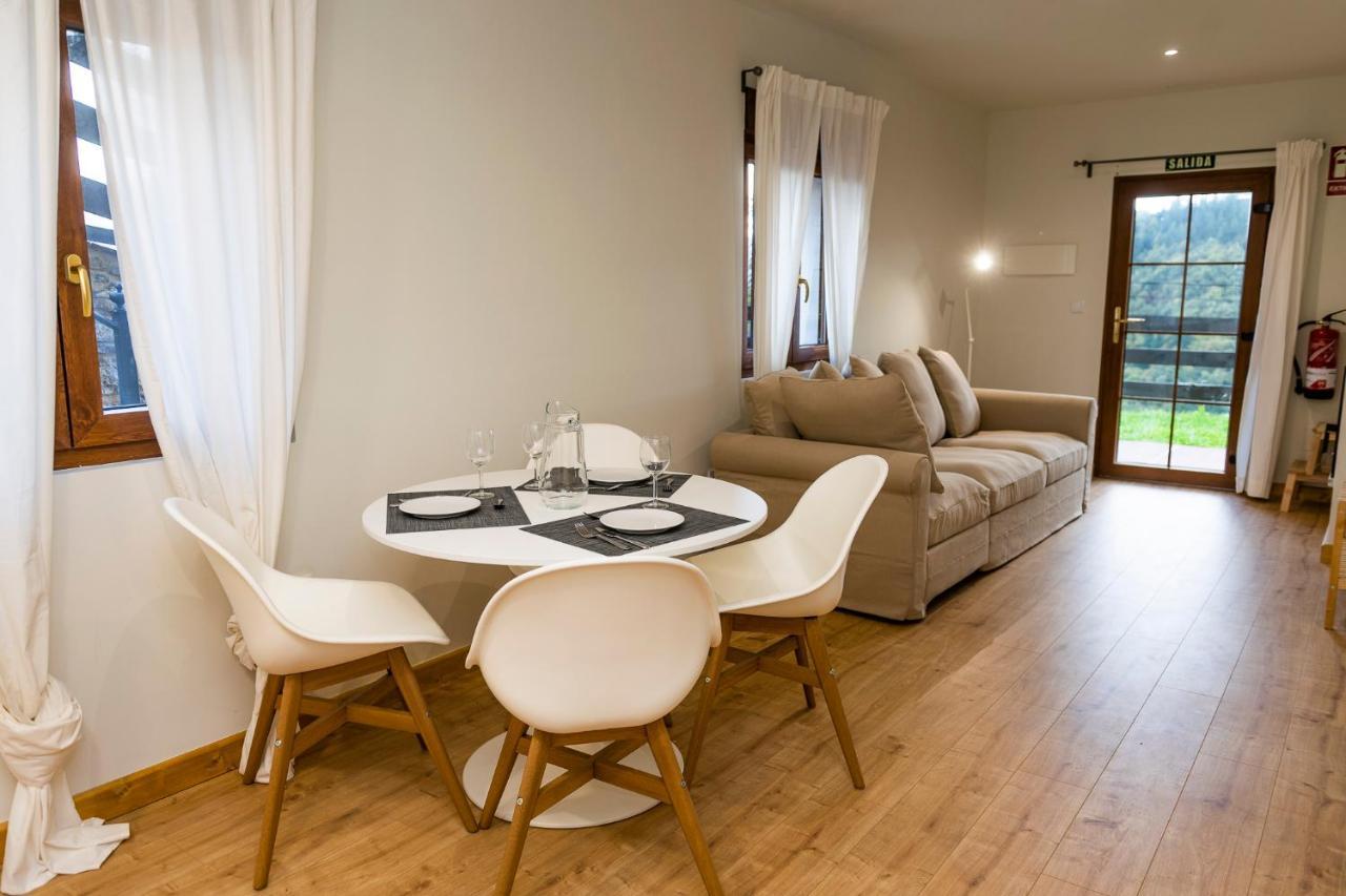 Apartamentos Los Picos De Europa Colio 客房 照片